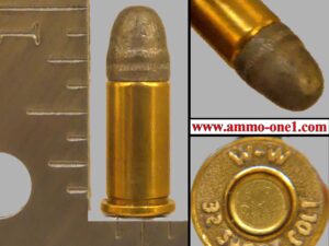 .32 short colt, "w w" h/s by winchester, one cartridge not a box. .32 short colt, "w w" h/s by winchester, one cartridge not a box.